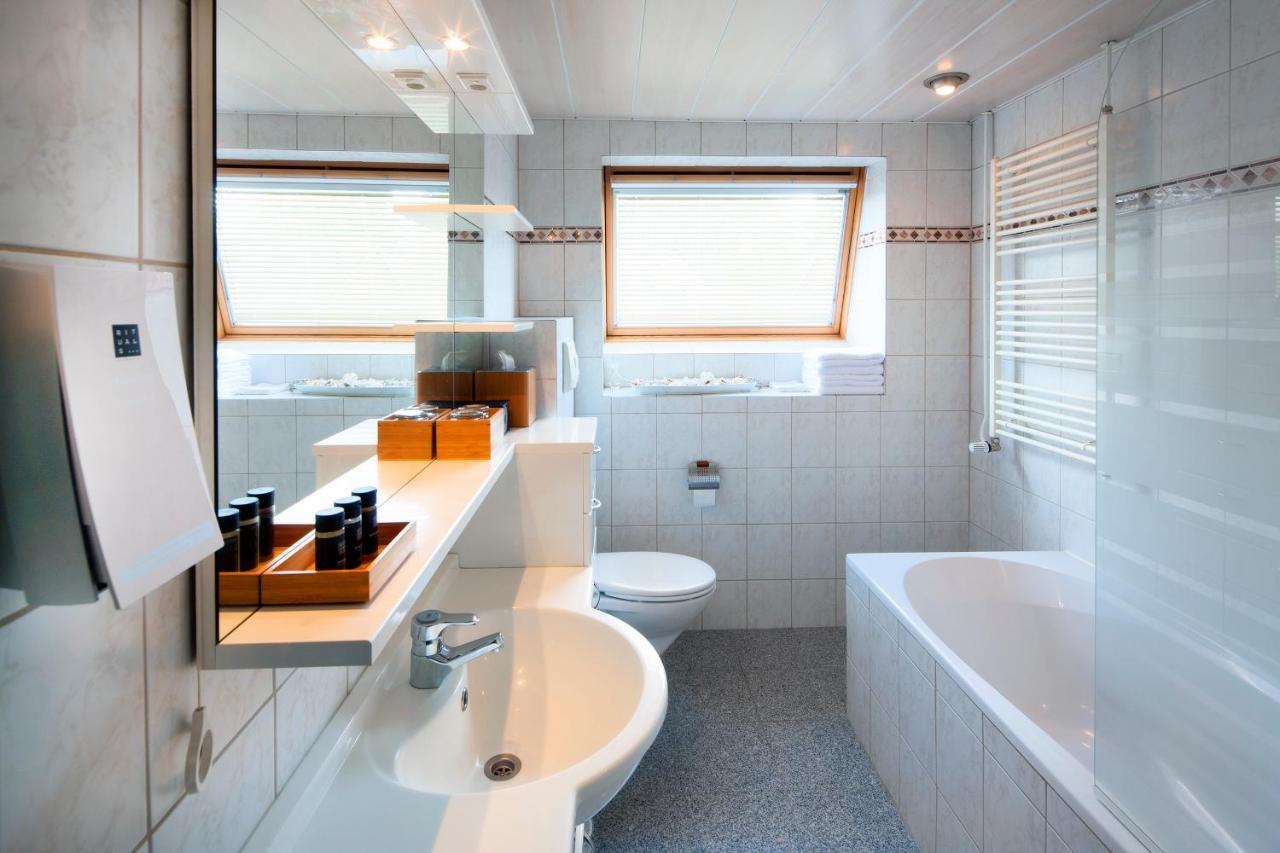 Aubergine Logeren & Dineren Bed and Breakfast Tegelen Kamer foto