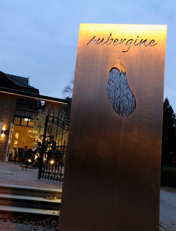 Aubergine Logeren & Dineren Bed and Breakfast Tegelen Buitenkant foto