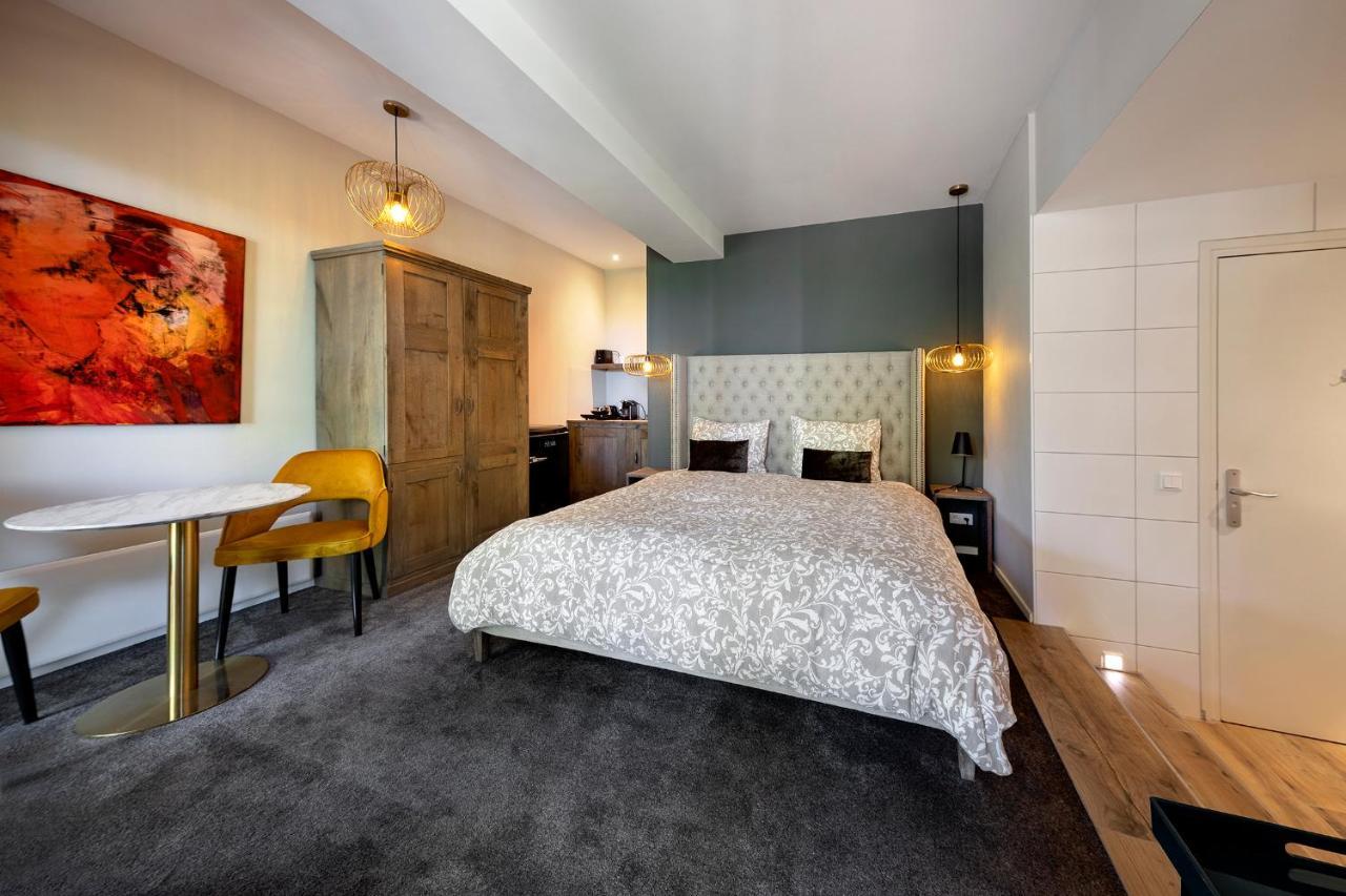 Aubergine Logeren & Dineren Bed and Breakfast Tegelen Buitenkant foto