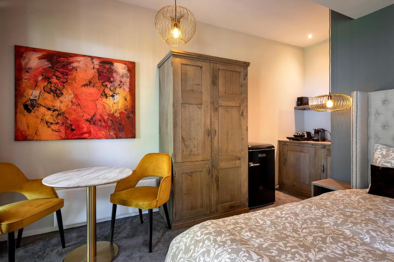 Aubergine Logeren & Dineren Bed and Breakfast Tegelen Buitenkant foto